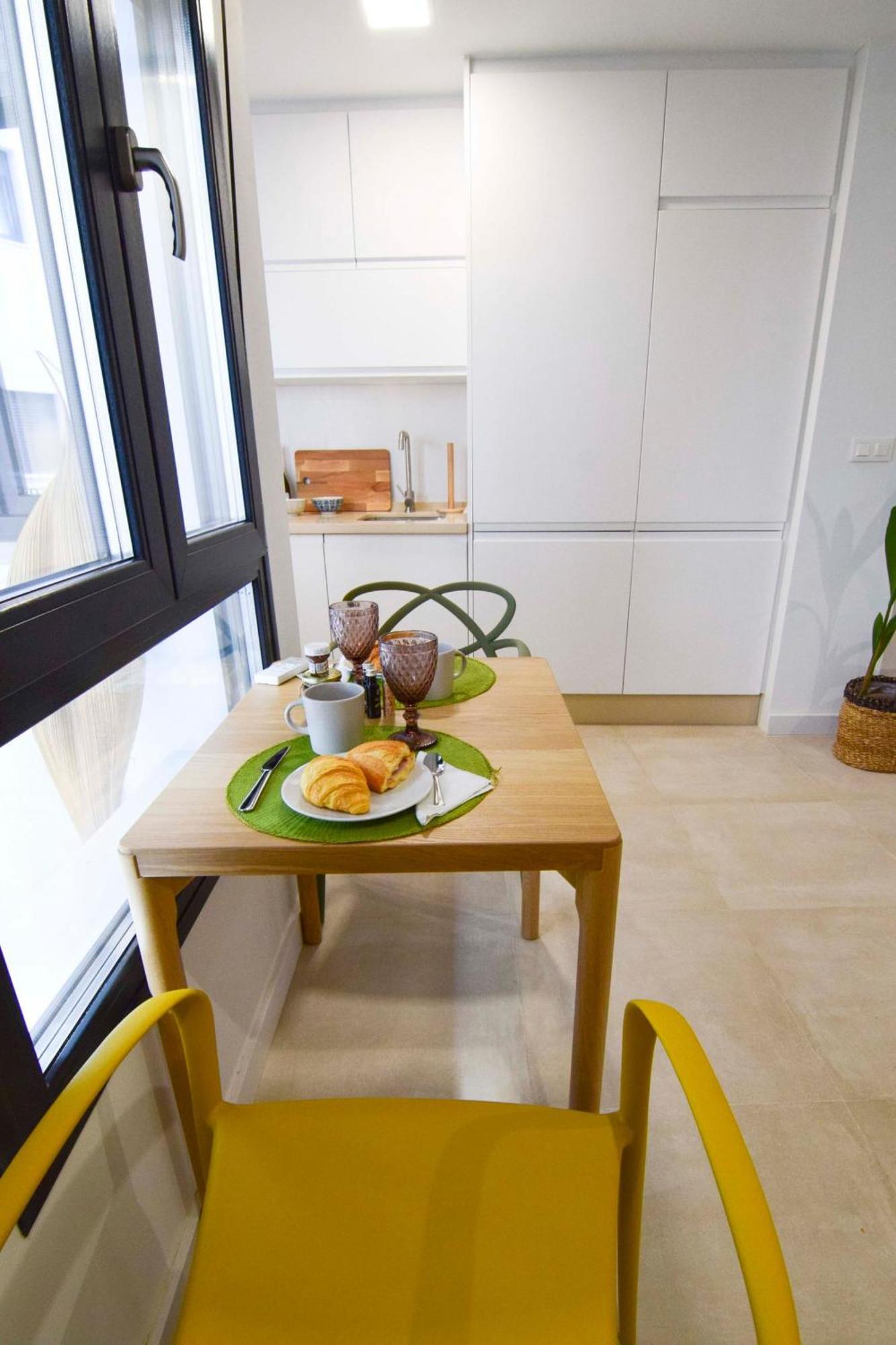 Estudios Ollerias By Sharingco Malaga Luaran gambar